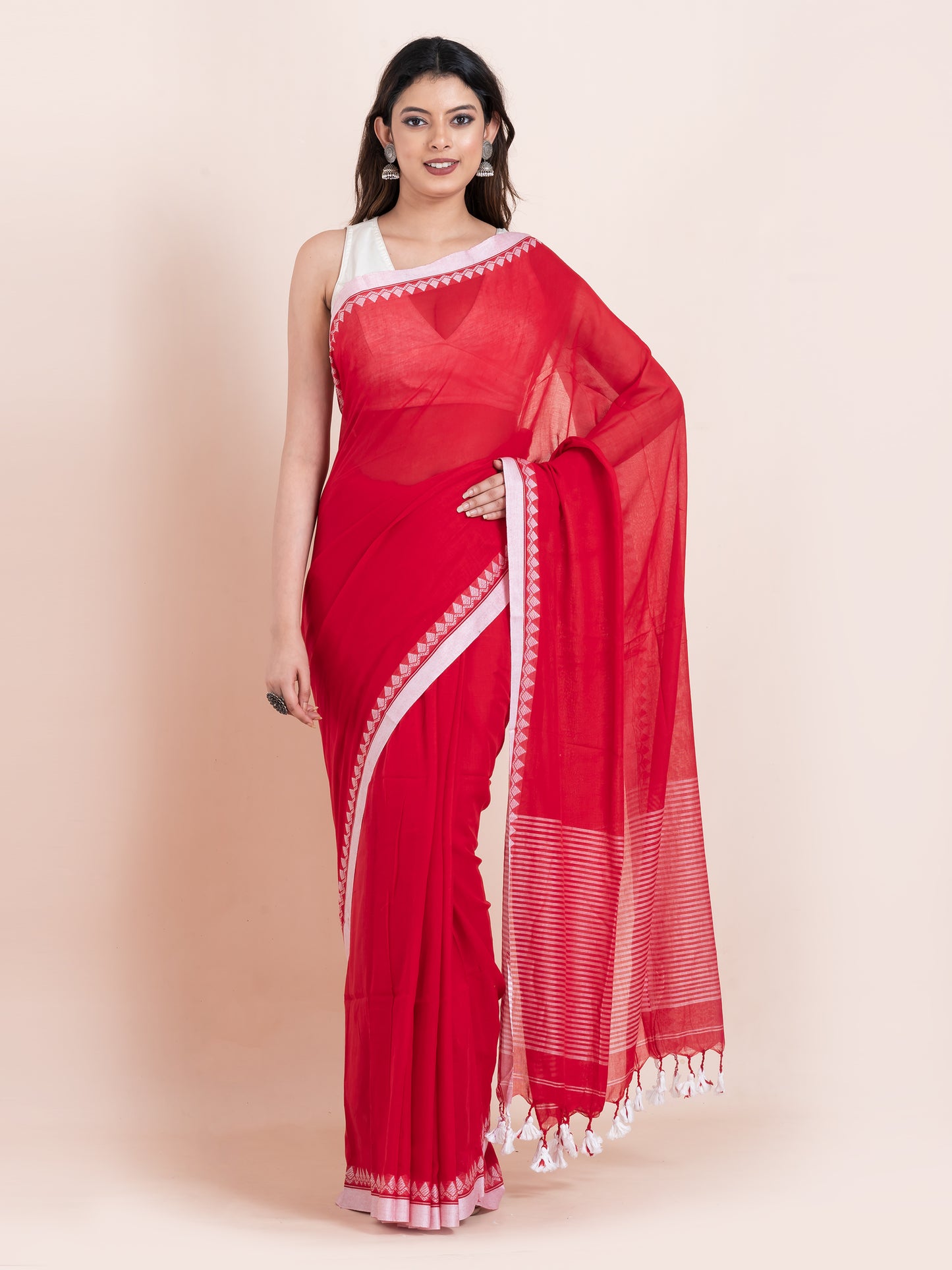 Tilottoma(Laal Sada Saree)