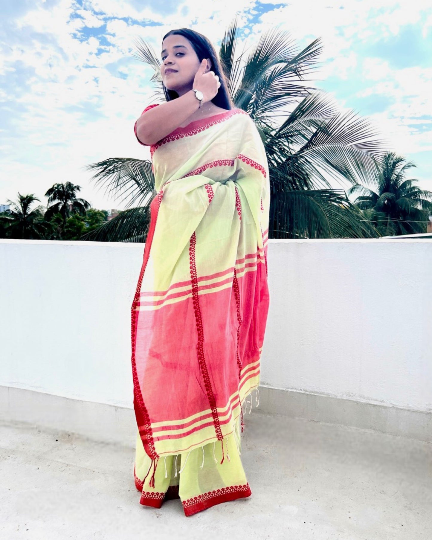 Soft and comfortable red and green khadi cotton saree for Durga Puja/Summer