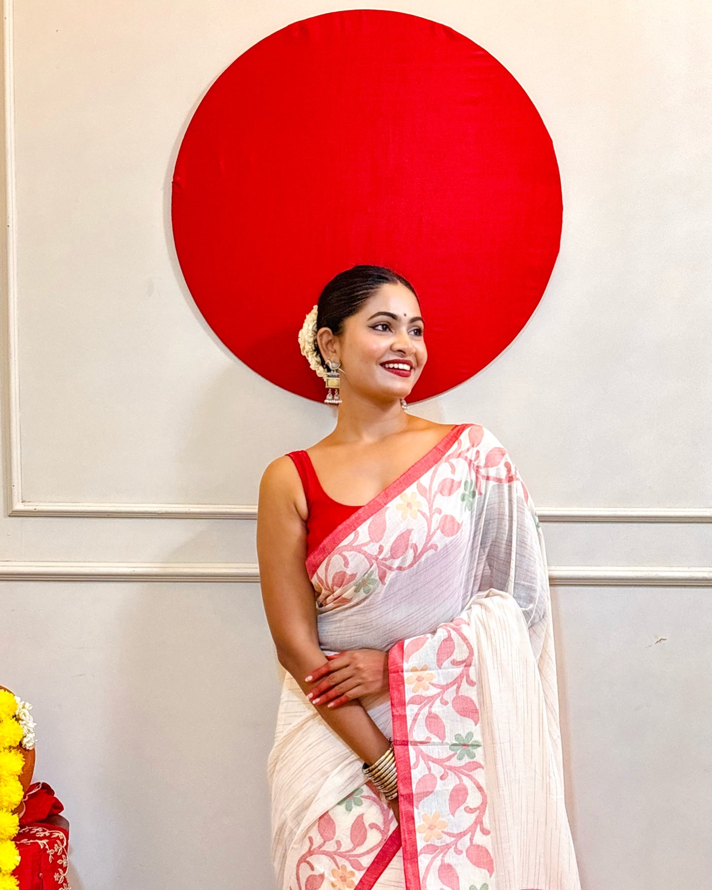 Sati (Laal Sada Saree)