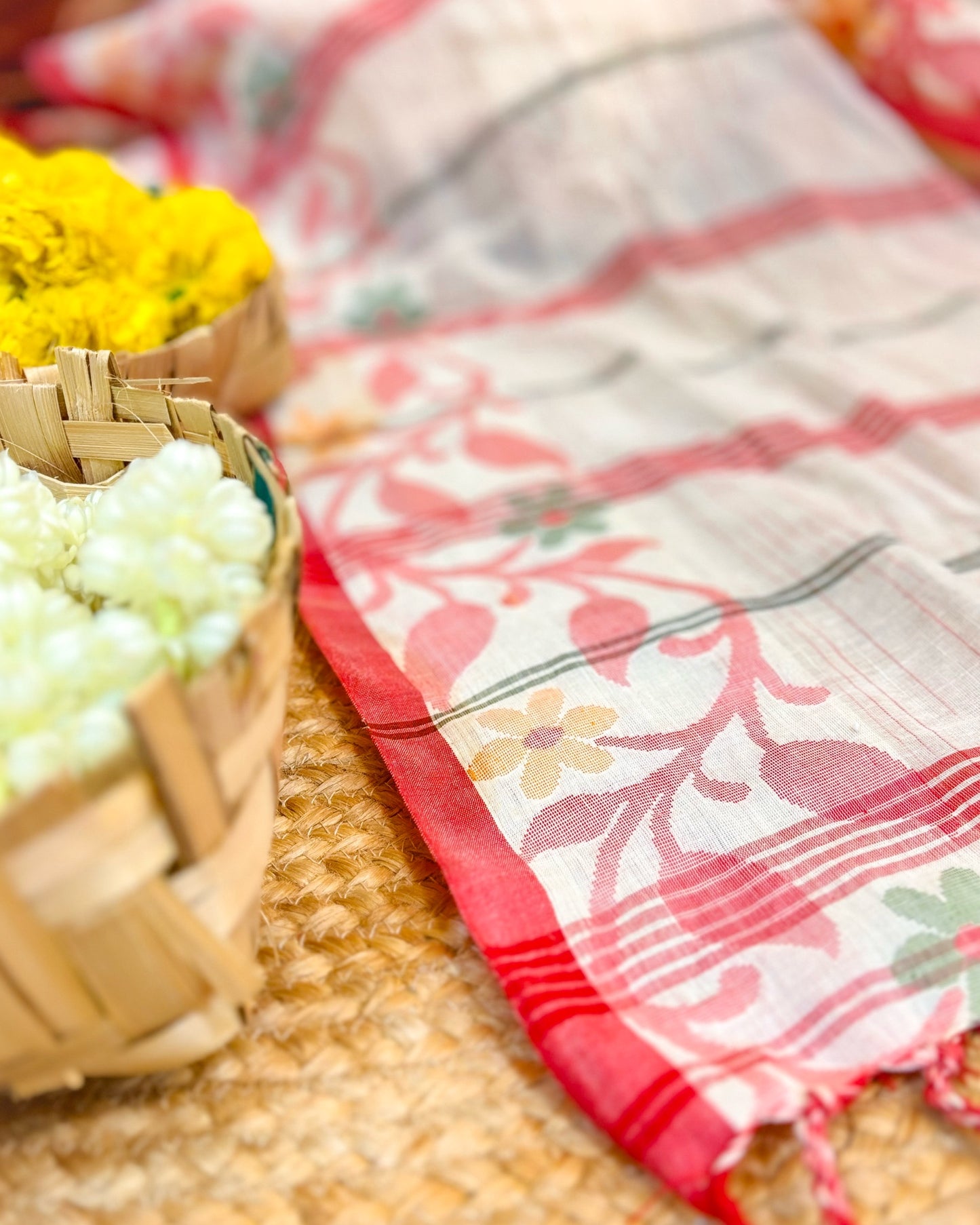 Sati (Laal Sada Saree)