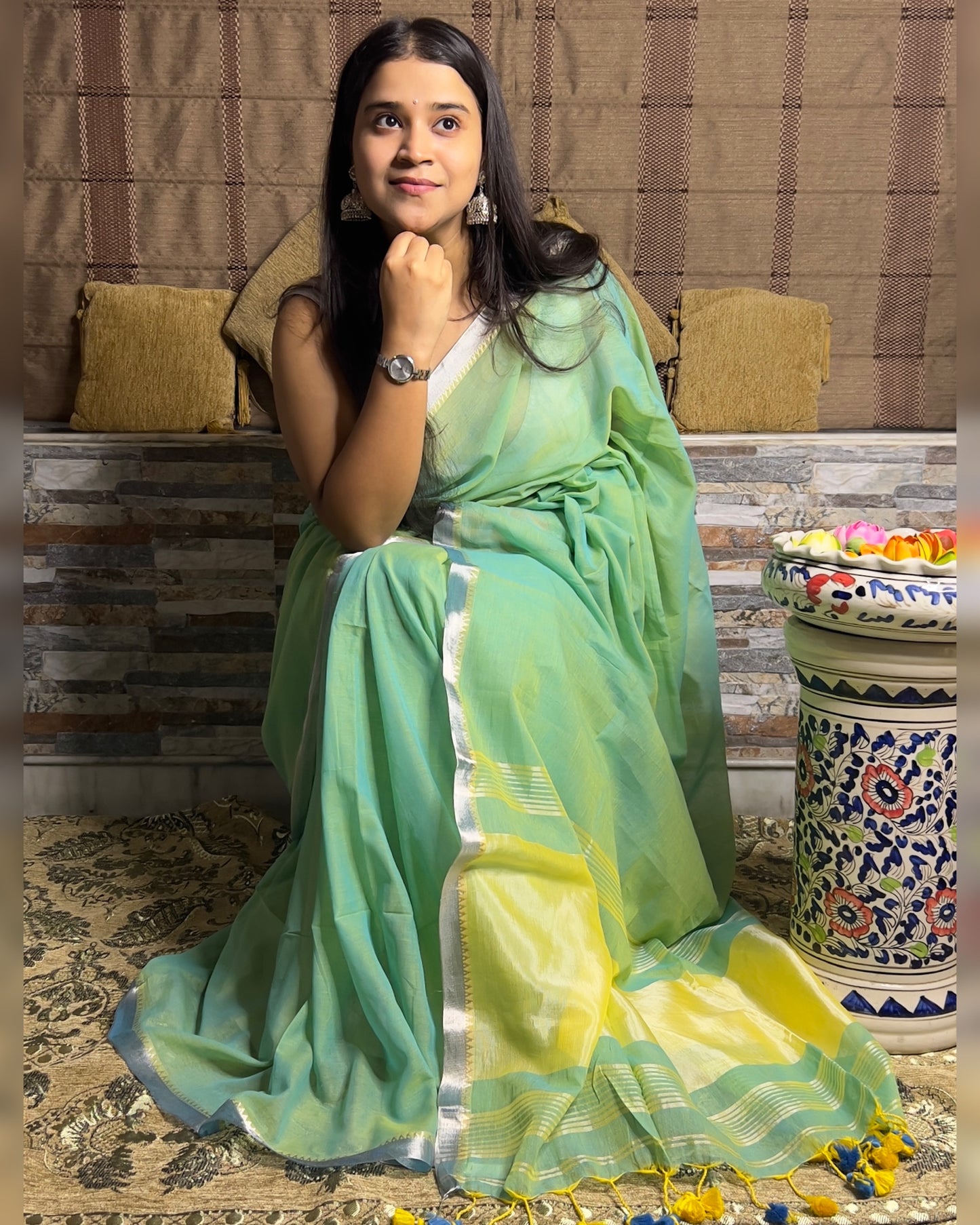 Soft and comfortable dual tone green yellow mangalgiri handloom cotton saree with zari velvet border and aanchal orange yellow