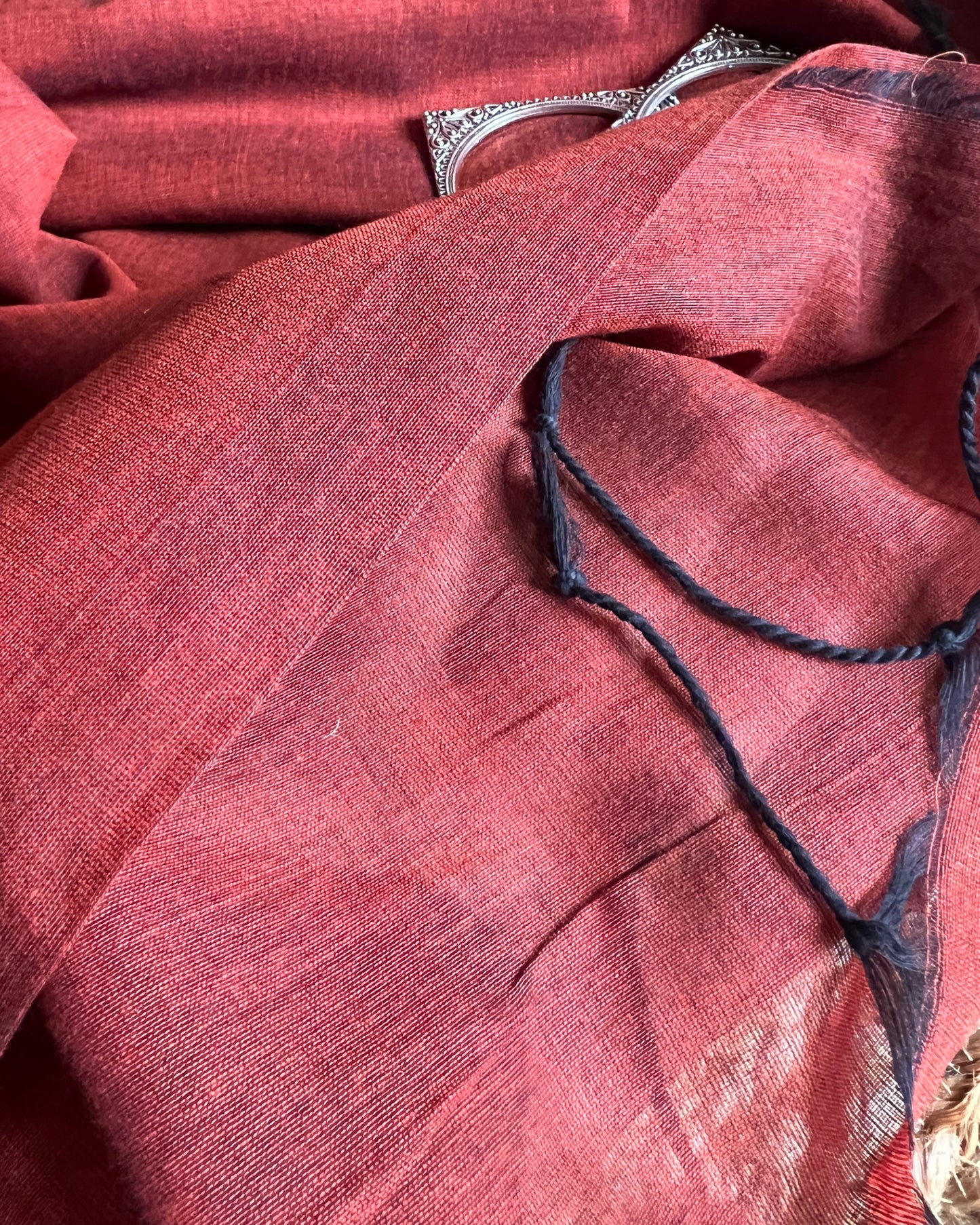 Soft and Comfortable rusty orange khaadi cotton saree