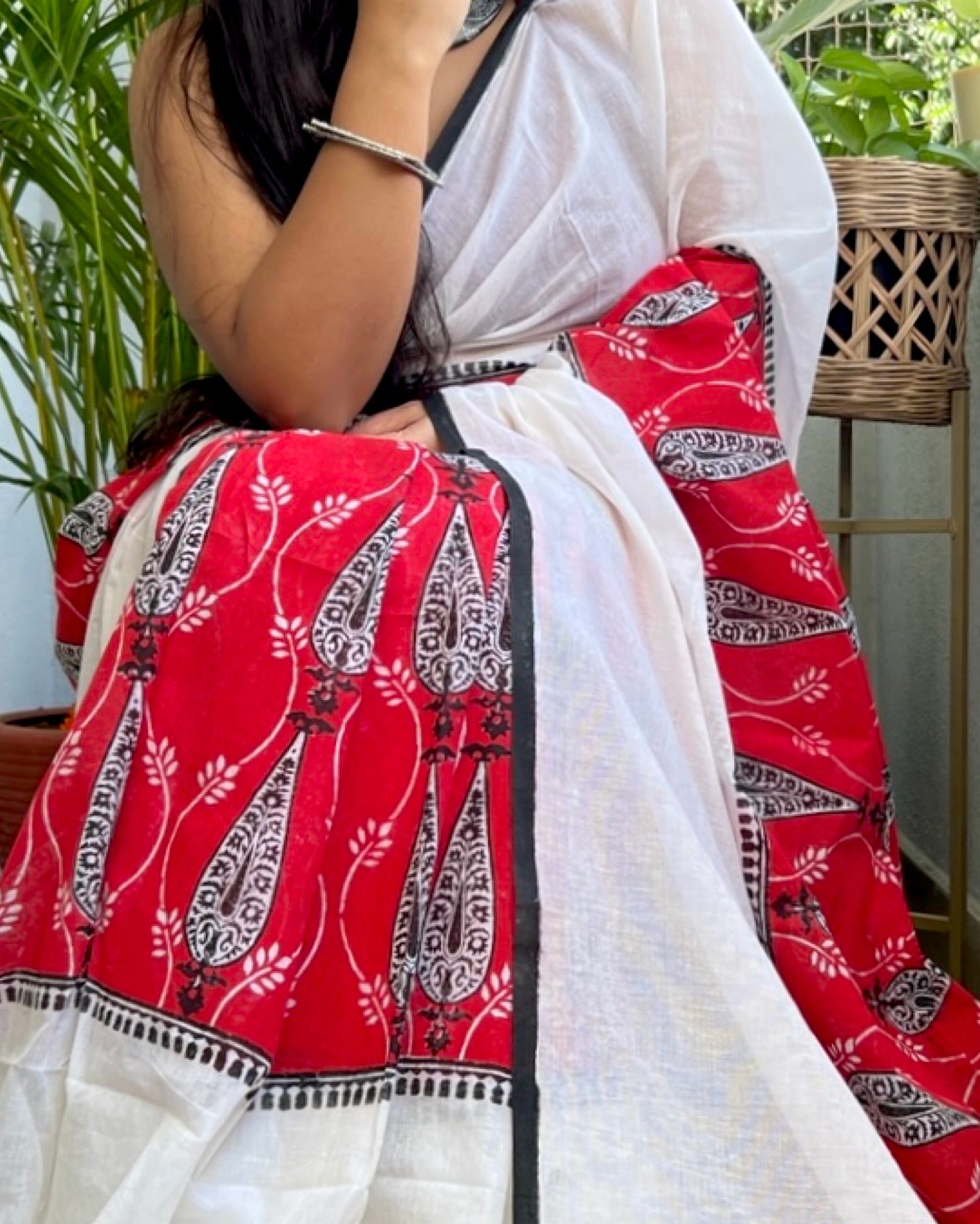 Soft and Comfortable Durga Puja Navaratri Red and White Mulmul block printed Cotton Saree Collection