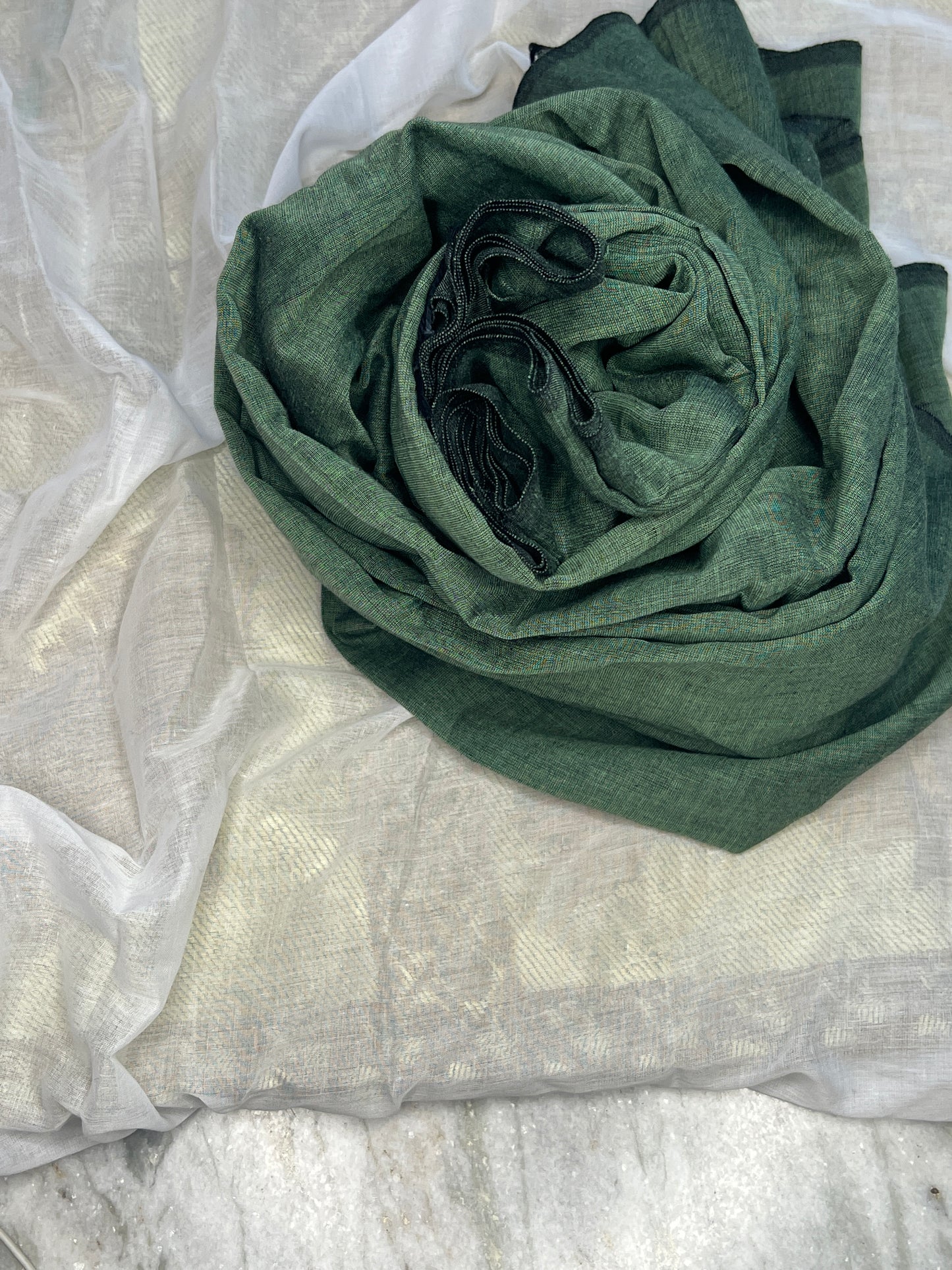 Soft and Comfortable green khadi cotton saree