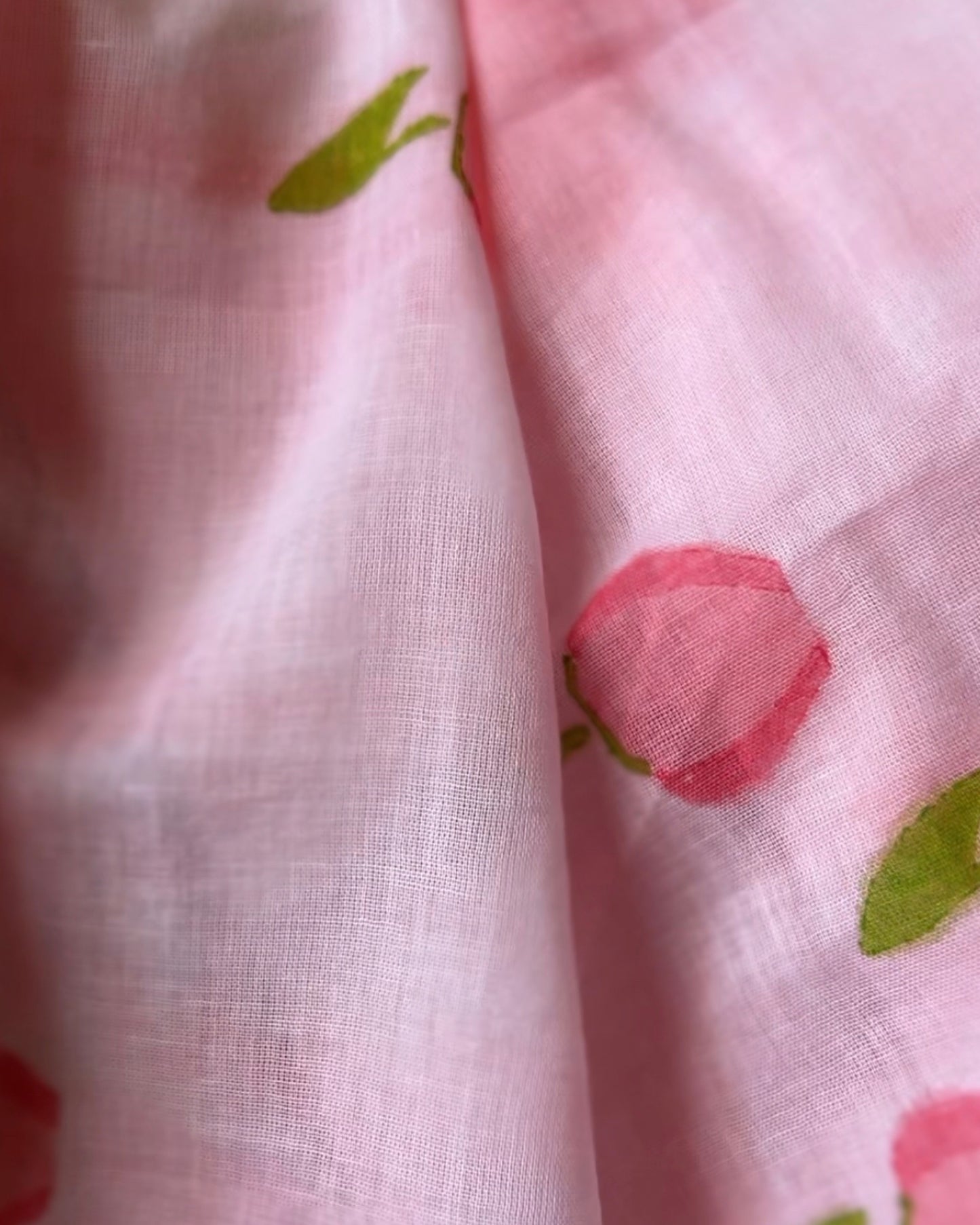 Pink Berry Blossom Mulmul cotton Summer Saree - New Collection