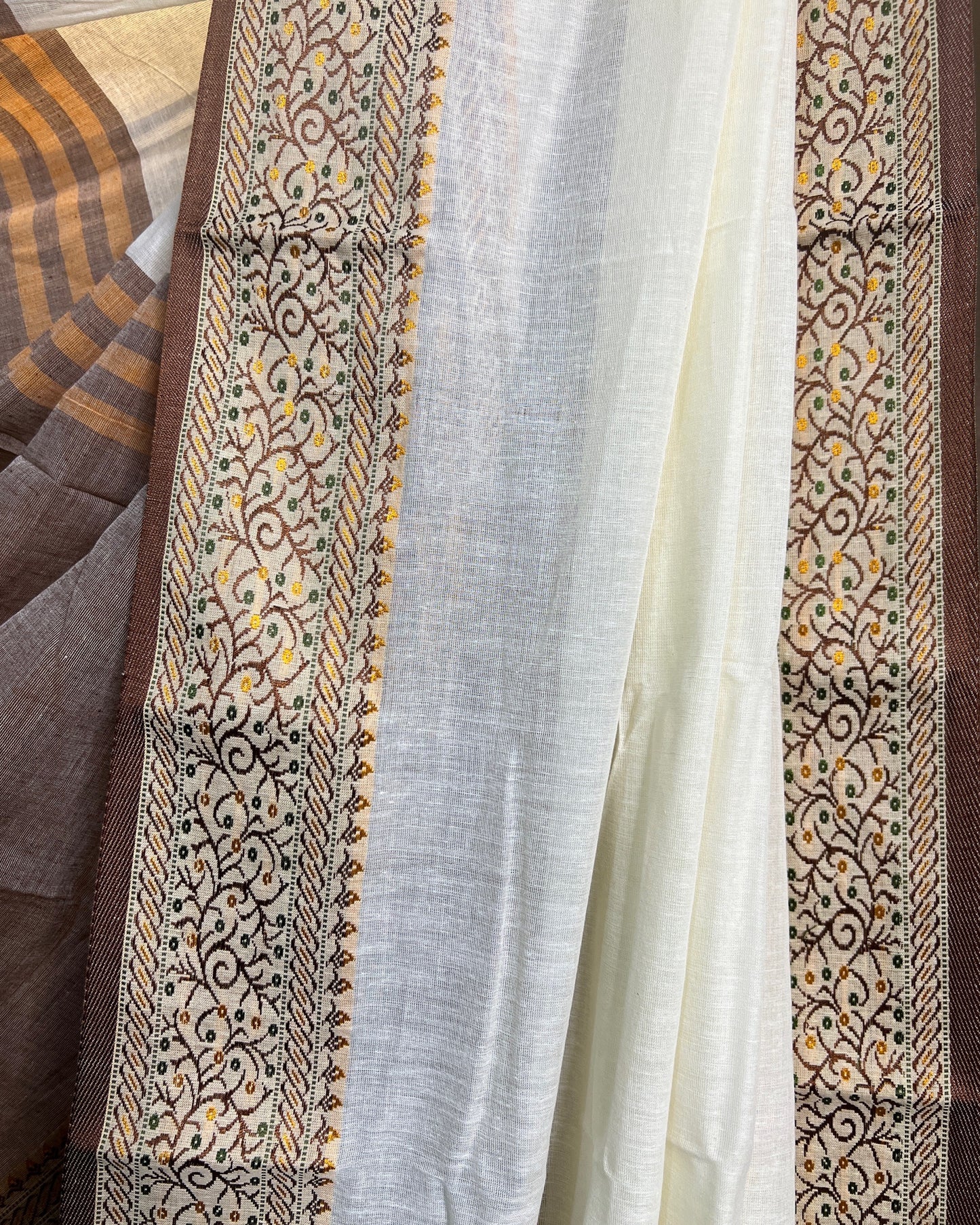 Off White - brown border soft and comfortable Khadi cotton saree