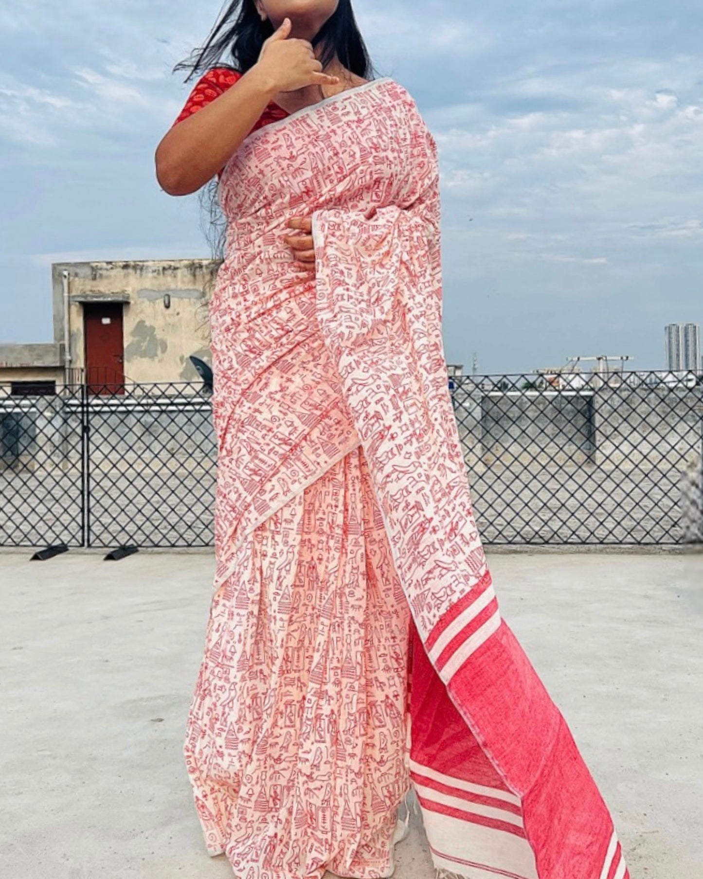 Soft and comfortable Khadi Cotton Saree with Silver lining border and its bits prints all over the body in red