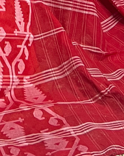 Red Khaadi sari with Jamdani white border and checks body for auspicious festivities and pujo- laal sada