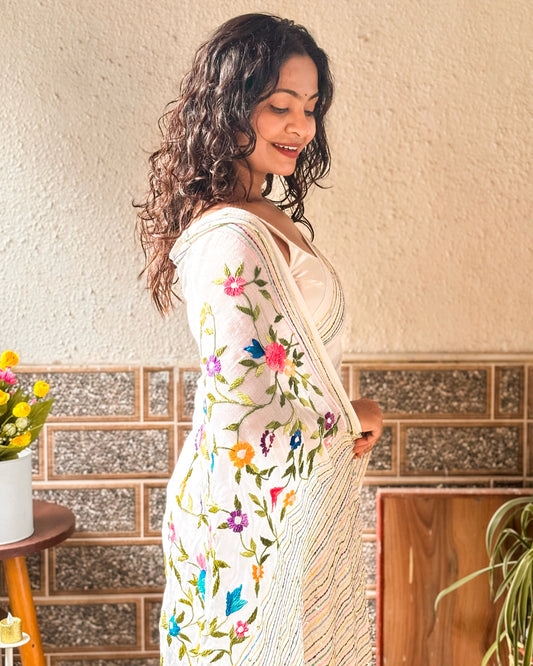 Soft and Comfortable white mulmul cotton saree with thread work 