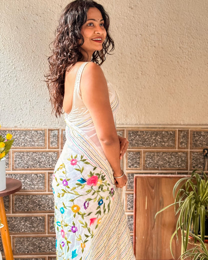 Soft and Comfortable white mulmul cotton saree with thread work 