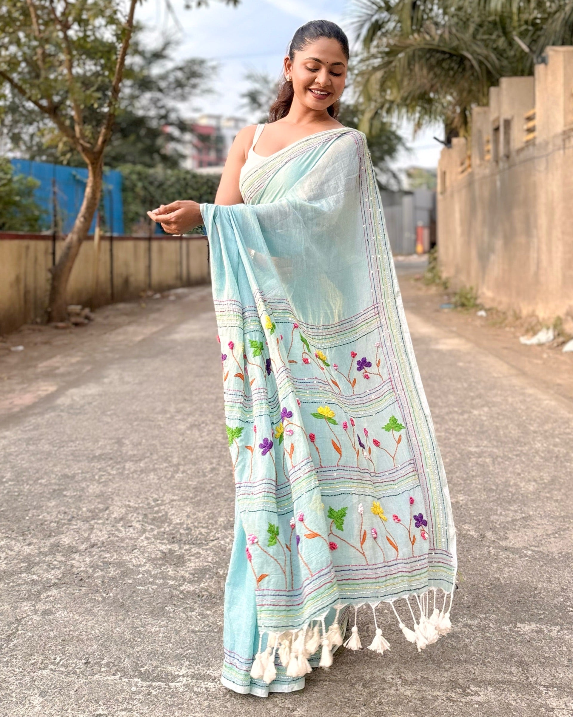 Blue embroidered mulmul cotton saree