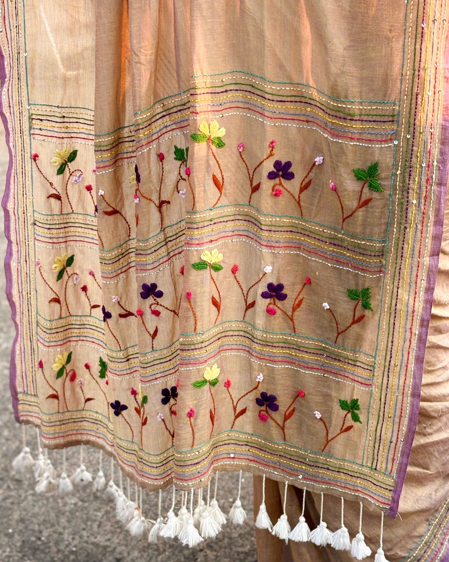 beige mulmul cotton saree with subtle embroidery work