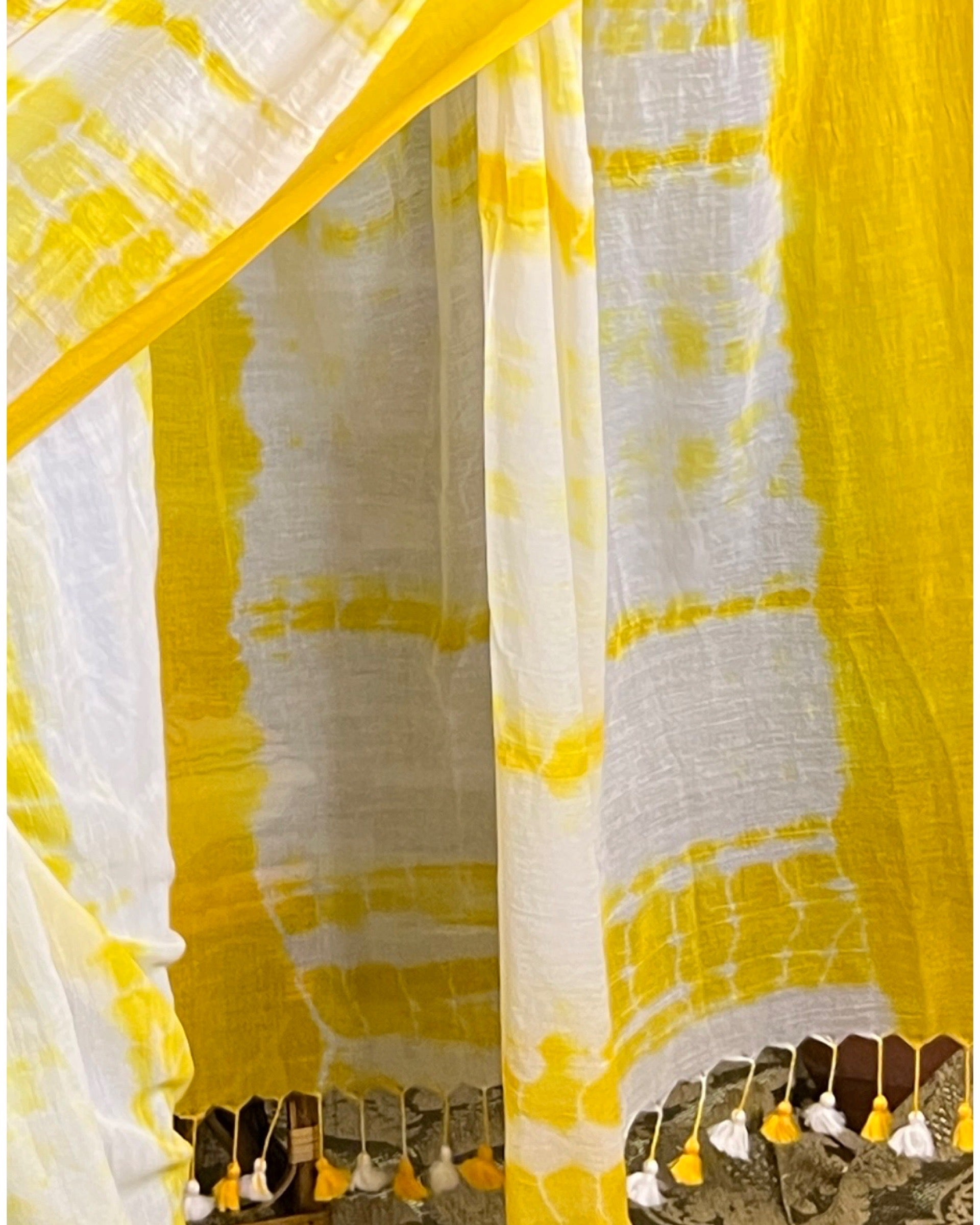 Soft and Comfortable Mulmul Cotton festive colour yellow and white Shibori Saree