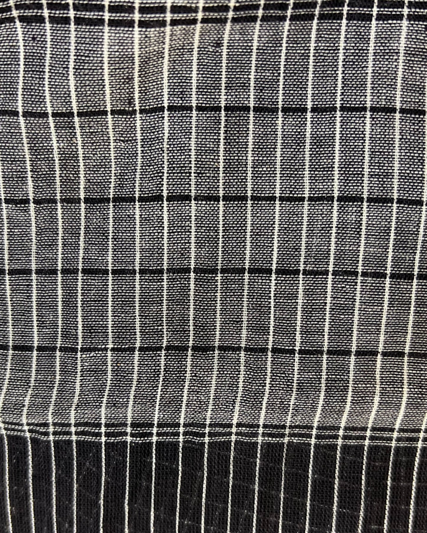 Soft and Comfortable handloom cotton saree in black and white checks