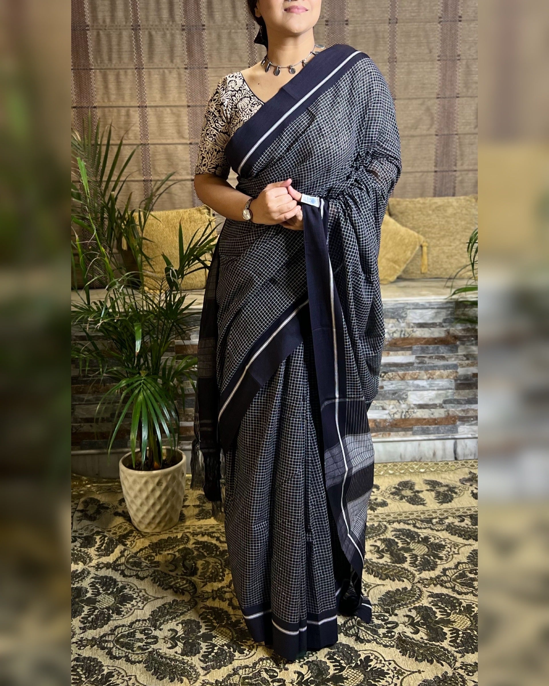 Soft and Comfortable handloom cotton saree in black and white checks