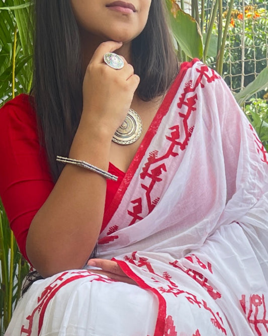 Satya (Laal Sada Block Print Saree)