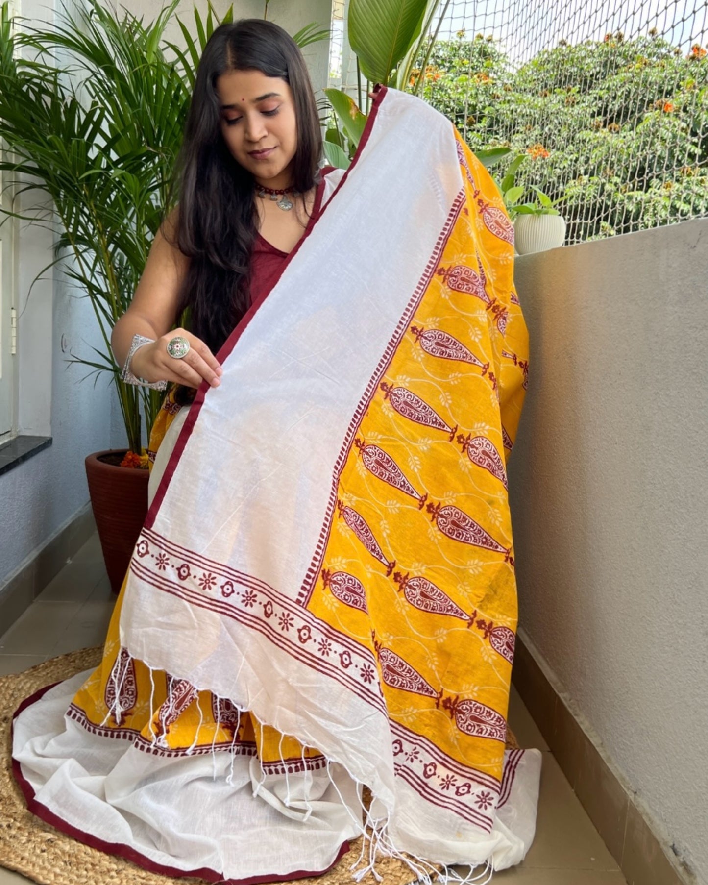 Soft and Comfortable Durga Puja Navaratri Red and White Mulmul block printed Cotton Saree Collection