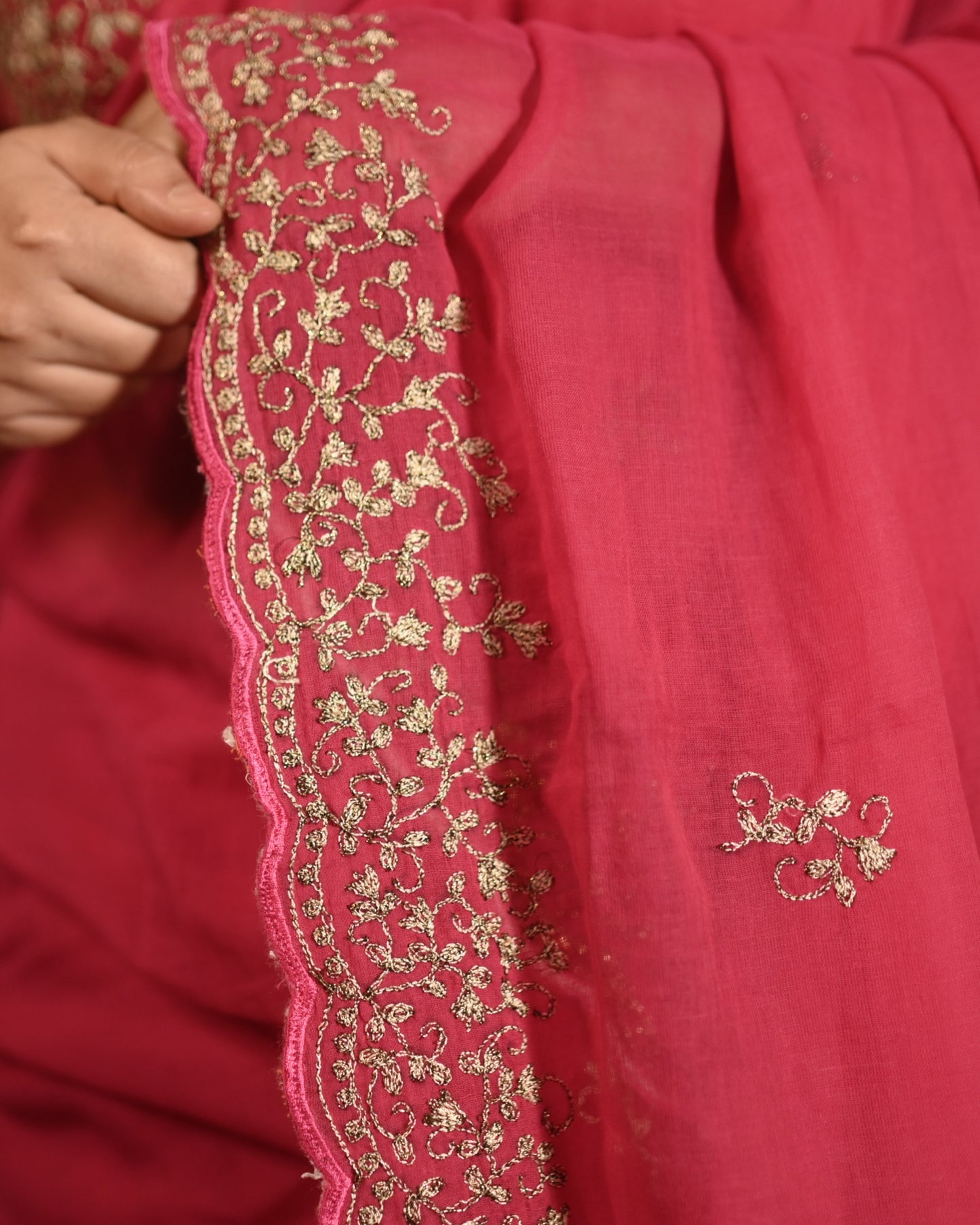 Soft and Comfortable fuchsia pink  zari embroidered mulmul cotton saree