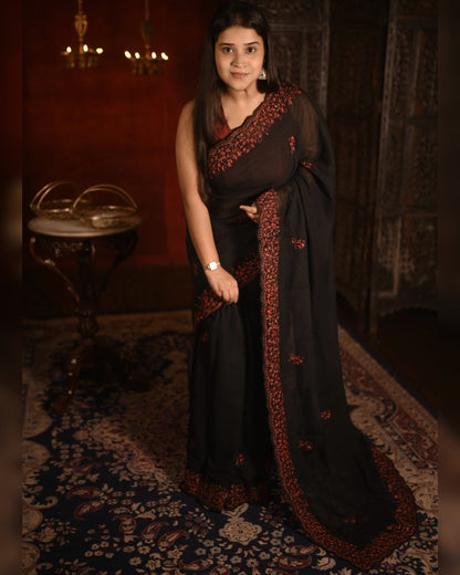 Soft and Comfortable Black zari embroidered mulmul cotton saree