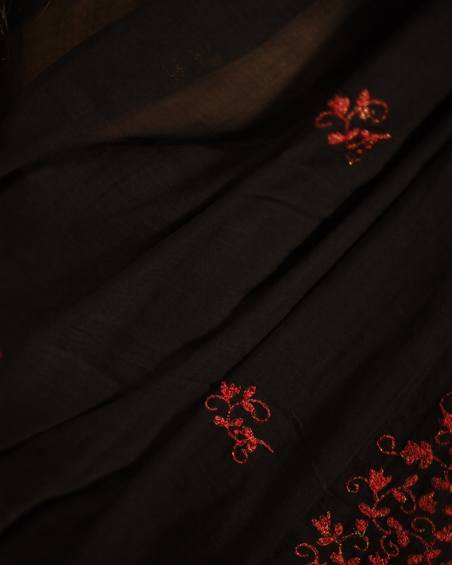 Soft and Comfortable Black zari embroidered mulmul cotton saree