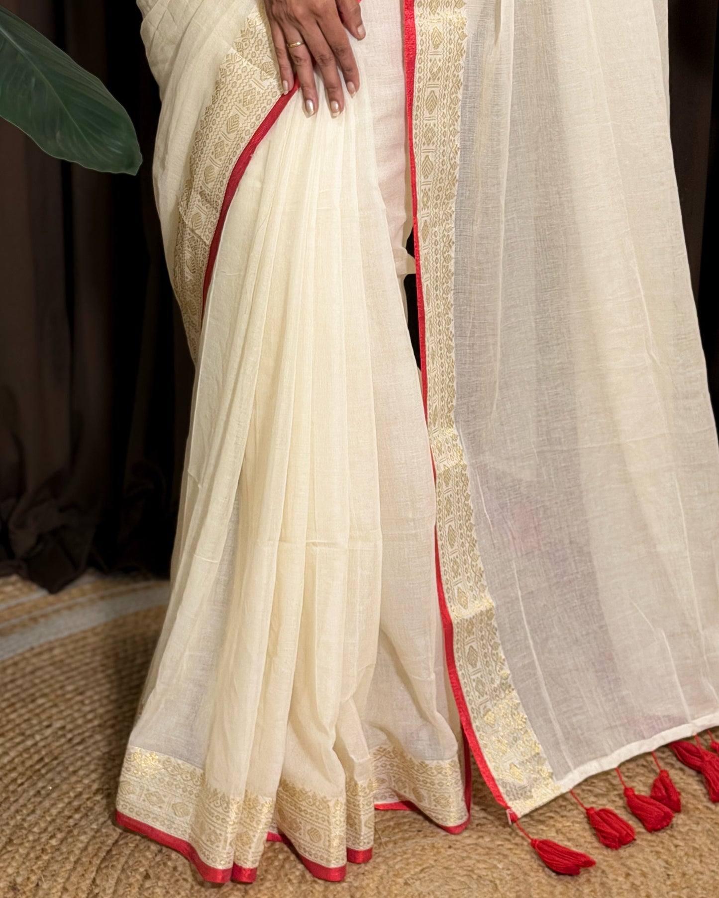 Avani | Onam White Mulmul Cotton Saree