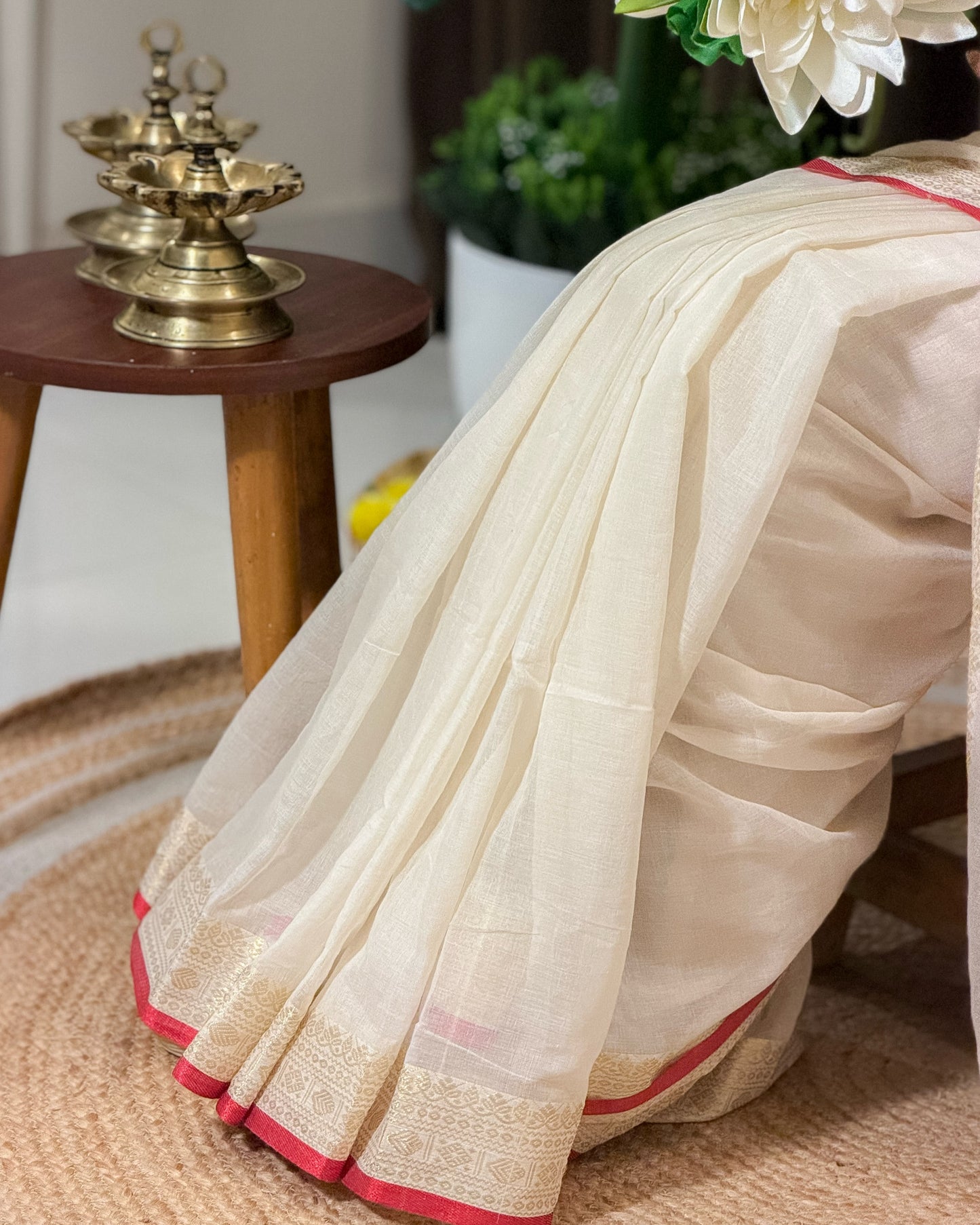 Avani | Onam White Mulmul Cotton Saree