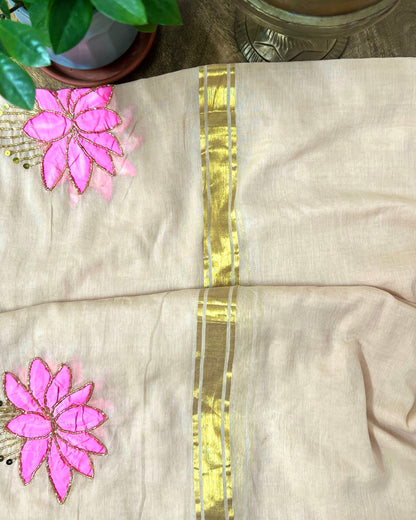 Serene Lotus | Handpainted Mulmul Cotton Saree