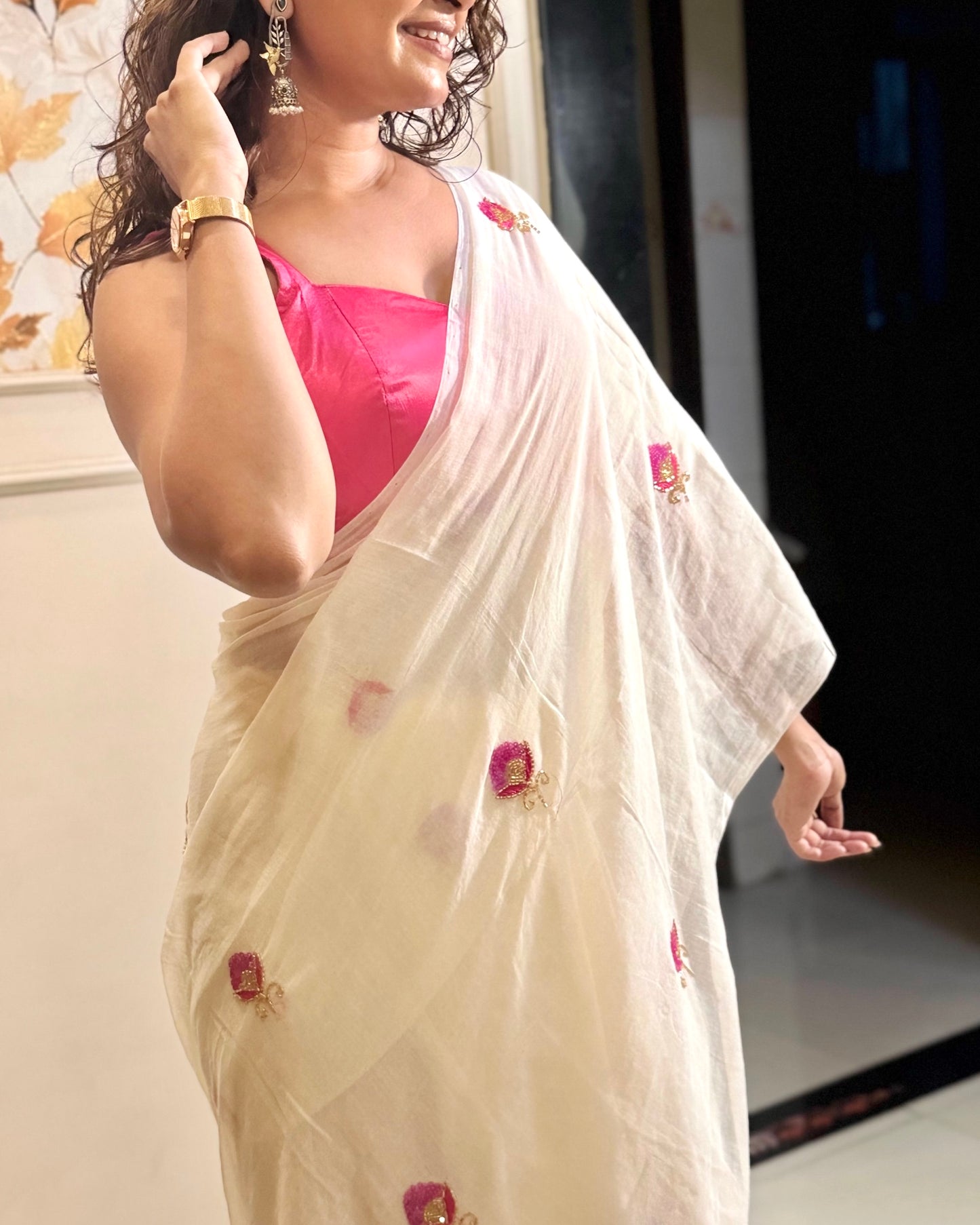 Petal N Milk – Embroidered White Mulmul Cotton Saree