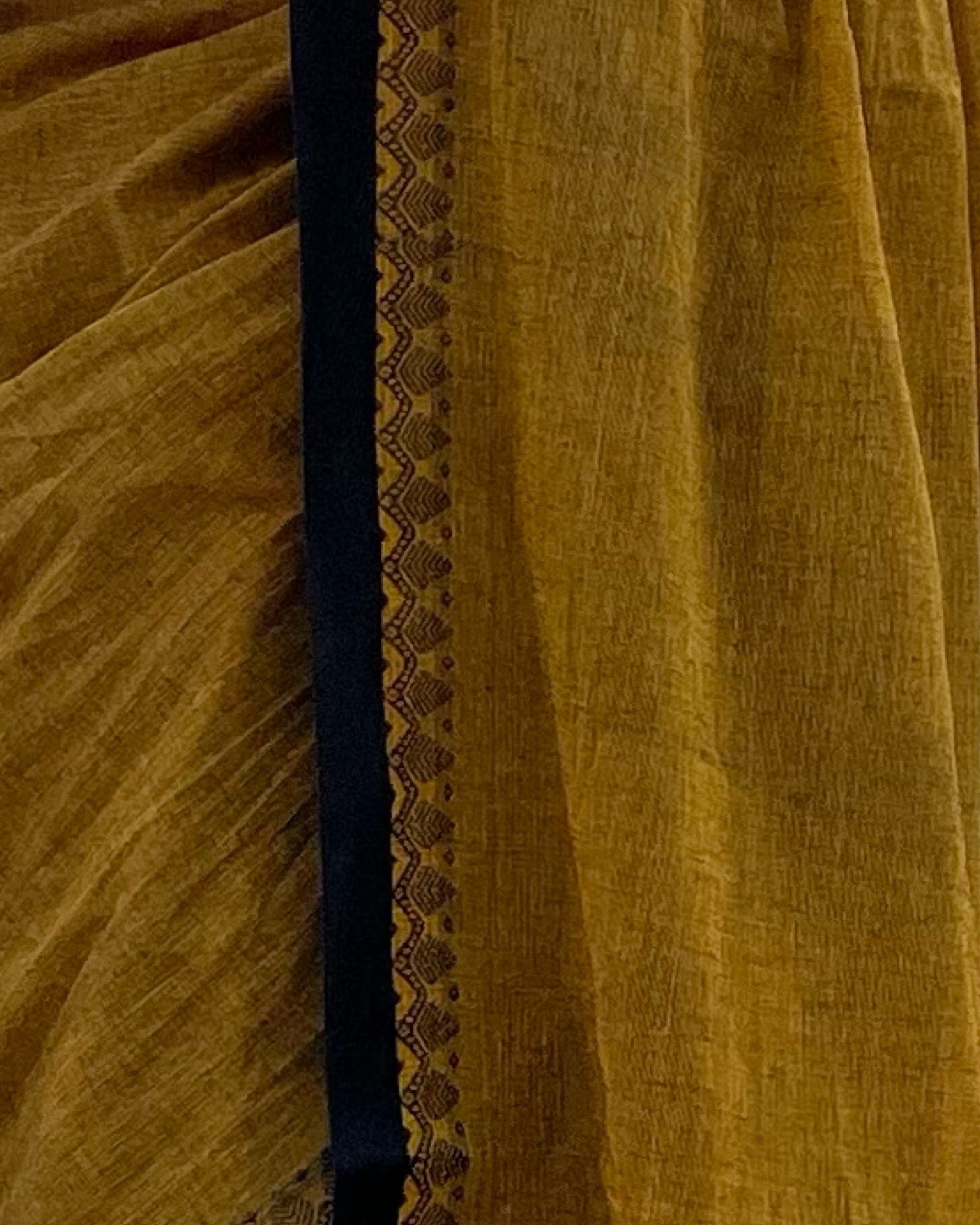 Mustard yellow-Black soft and comfortable Khadi cotton saree 