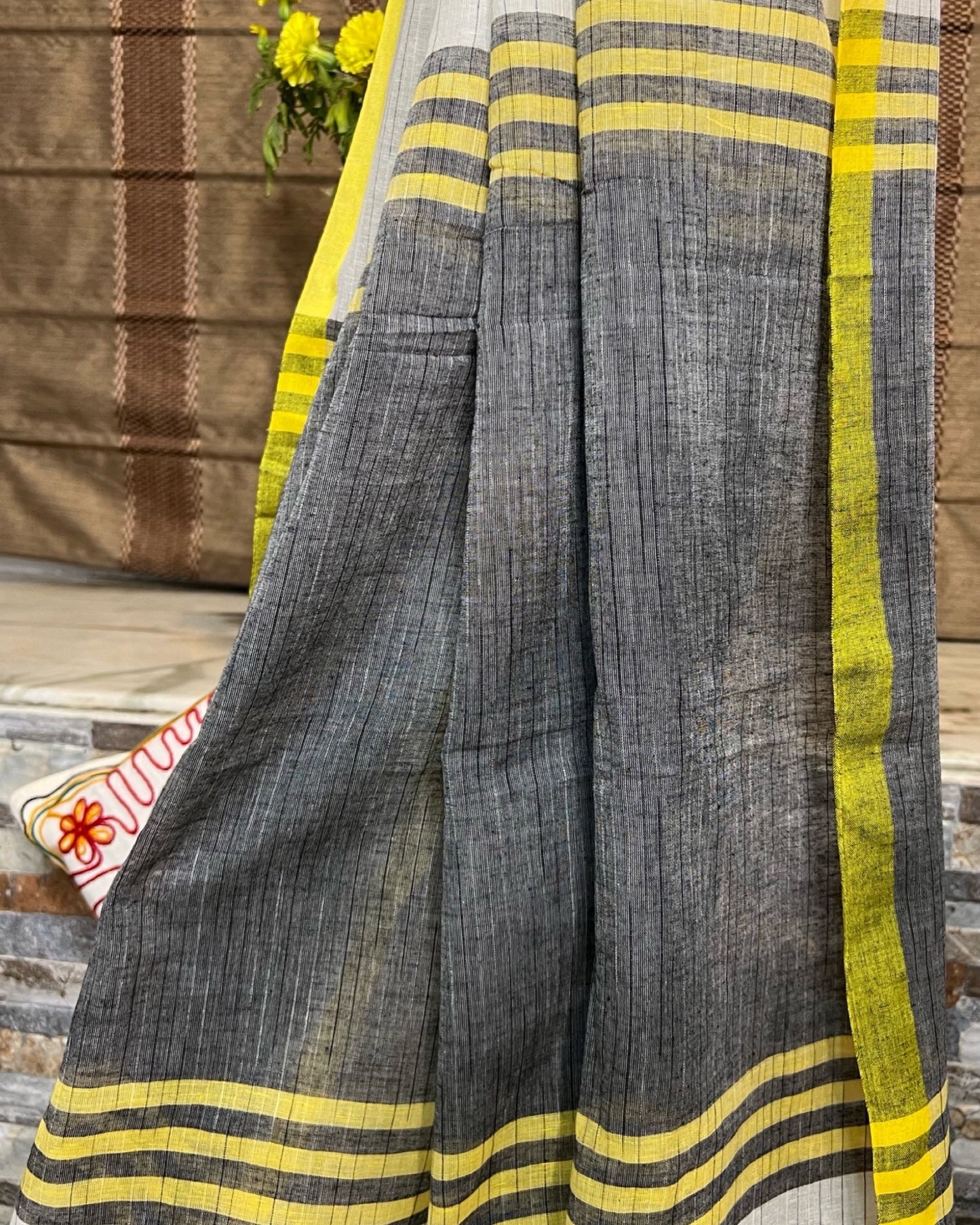 White-yellow soft and comfortable Khadi cotton saree 